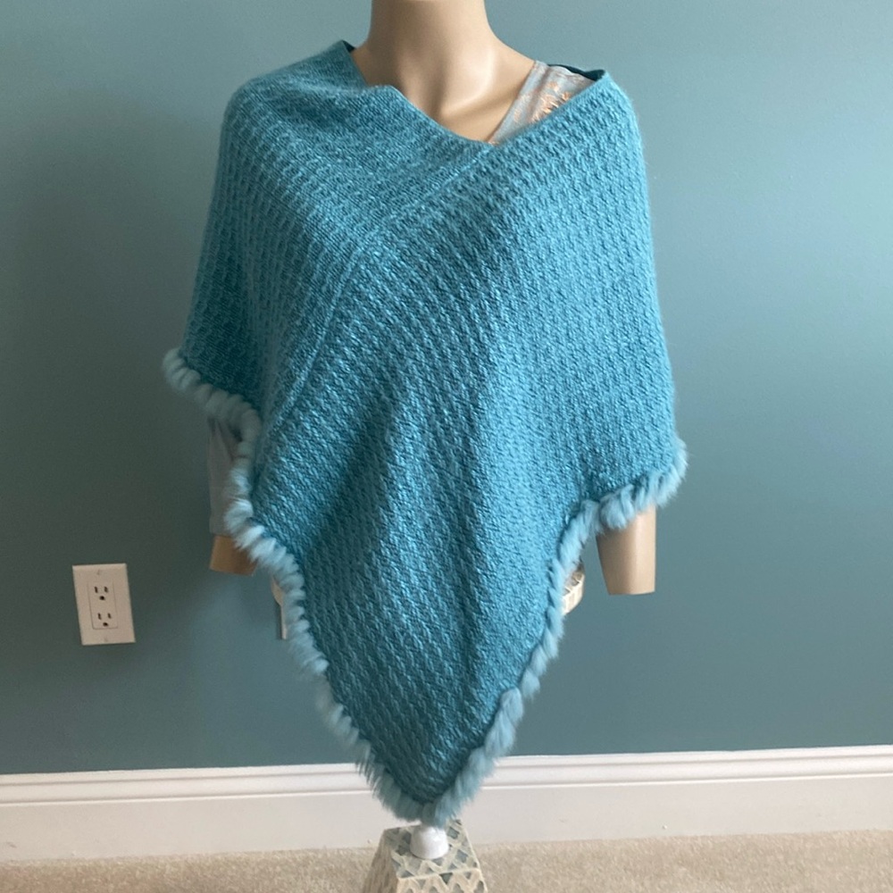 VINTAGE Basket Weave ANGORA Trimmed Poncho